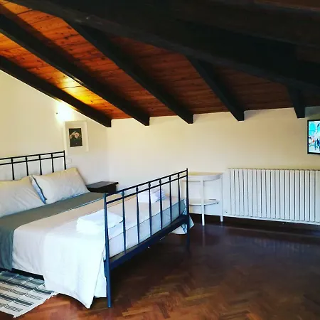 Blq La Santa Oda ve Kahvaltı Bolonya