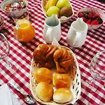 Blq La Santa Bed & Breakfast *